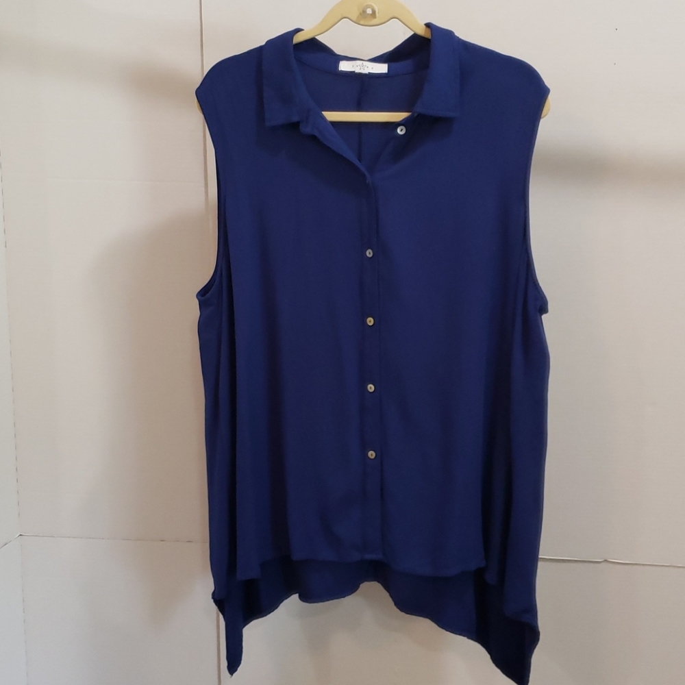 Fever XXL blue top button front hi-low sleeveless